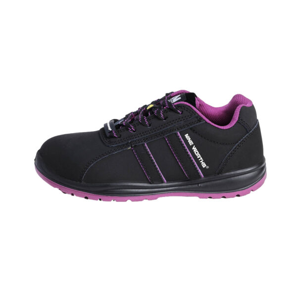 LOW-RISE SAFETY SHOES